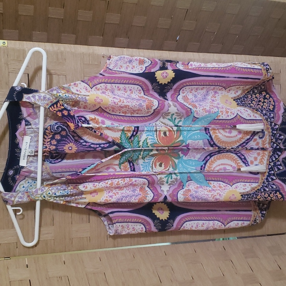 Rose & Olive Print Top - Picture 2 of 5